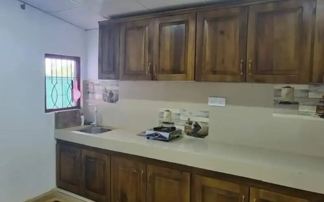 Kumbuk Sewana Villa