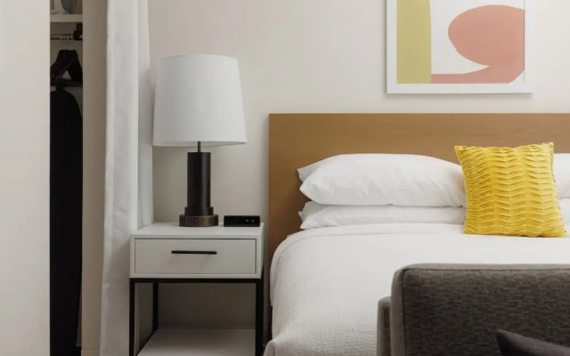 WaterWalk Extended Stay by Wyndham Jacksonville Deerwood Pk