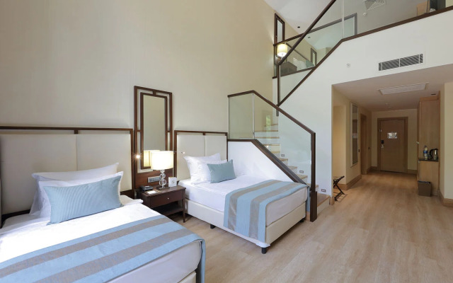 Juju Premier Palace 