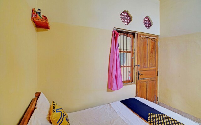 OYO Life 92954 Shanti Kost