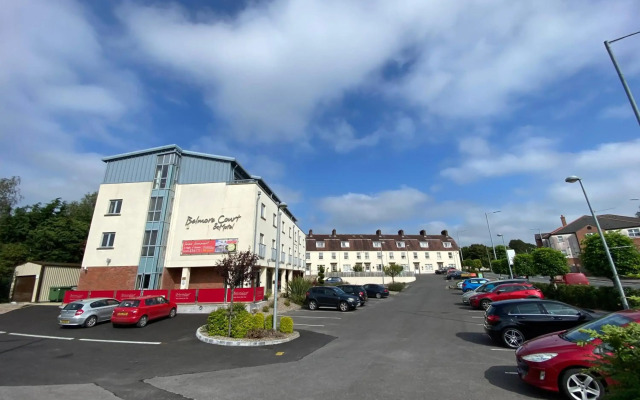Belmore Court & Motel