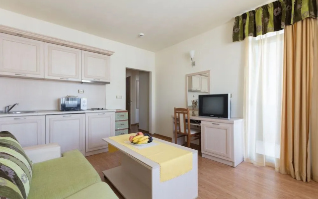 Two Bedroom Apartment with Balcony