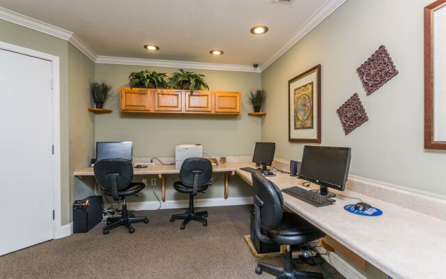 Hodnett Cooper's Beach Club