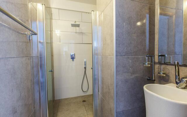 The Sea Apartments Tel Aviv by different locations