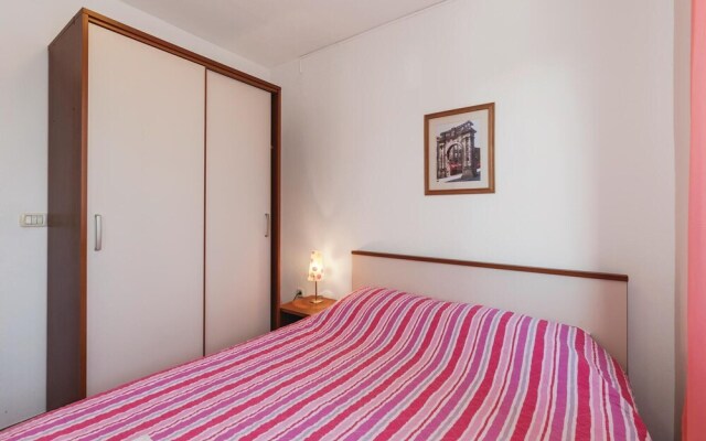 Stunning Home in Pula With Wifi and 5 Bedrooms