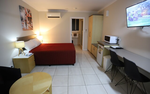 Tropic Coast Motel