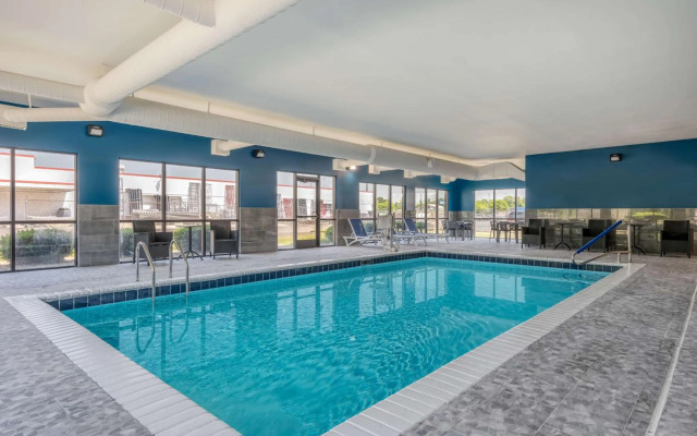 Hampton Inn New Philadelphia