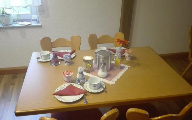 Gasthaus und Pension Zur Wartburg