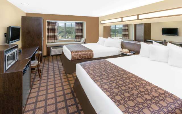 Microtel Inn & Suites by Wyndham Ozark