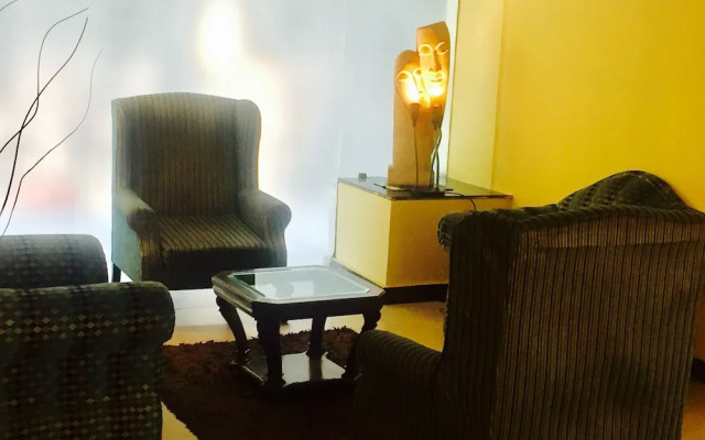 Tavisha Hotel