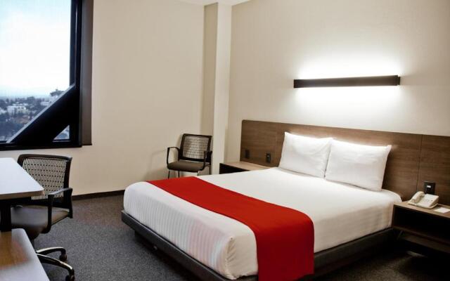 Holiday Inn Express Mexico City Satelite