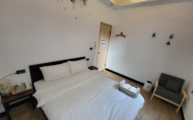 OLD WOW Shared Homestay