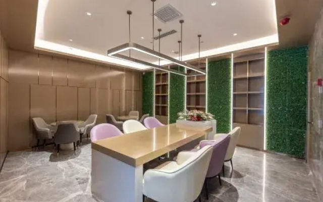 Longnan Sunshine Home Hotel