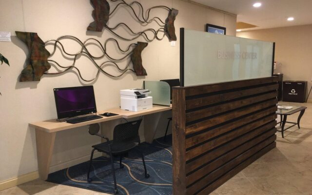 Crowne Plaza Ventura Beach by IHG