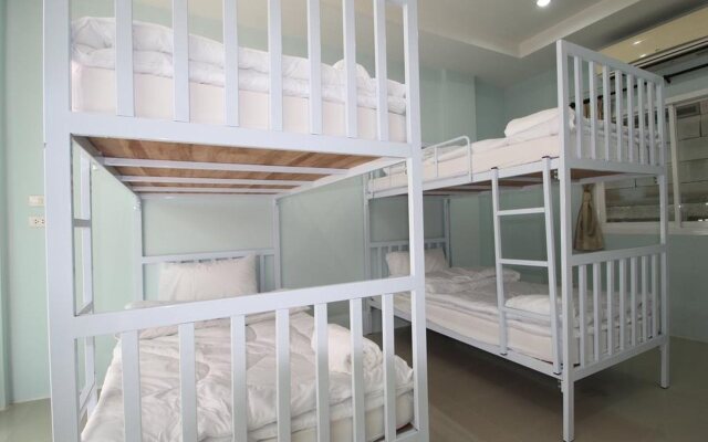 Angel Service Apartment Patong Beach