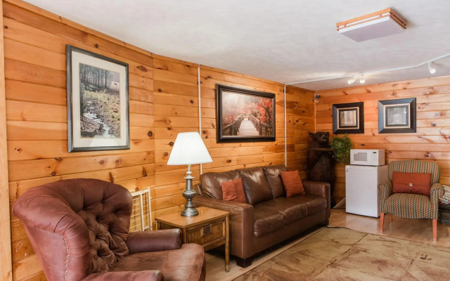 Green Valley Motel