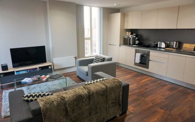 Manchester 228