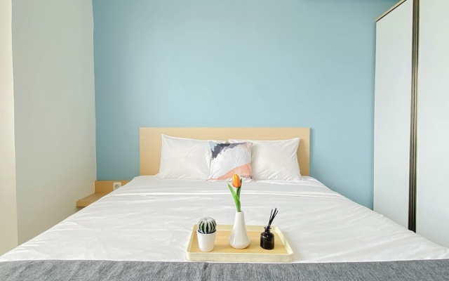 Cozy With Blue Accent 2Br At Podomoro Golf View Apartment – Guest Rooms – Depok
