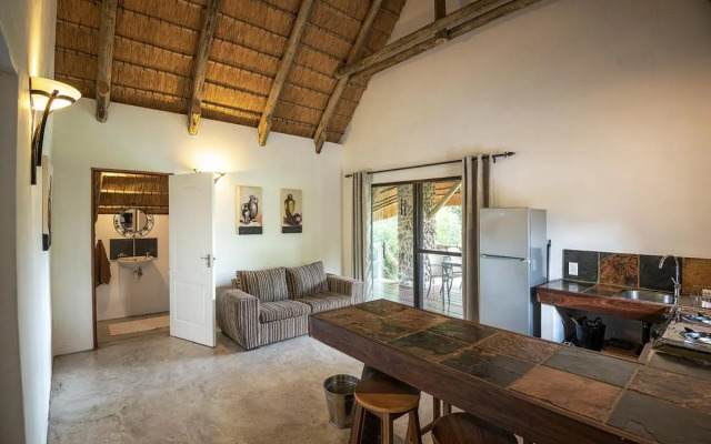 Mobola Lodge