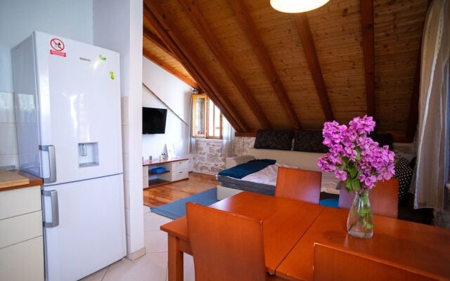 Stone House Marino