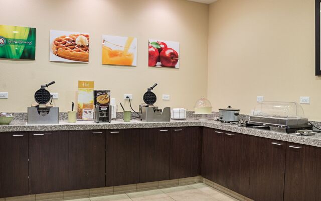 Quality Inn & Suites