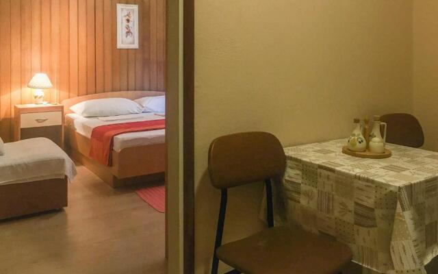 Apartments Milostić