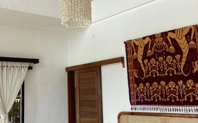 Puri Oka Beach Bungalows – Guest Rooms – Candi Dasa