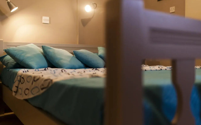 Annita Court Block B, Apt6