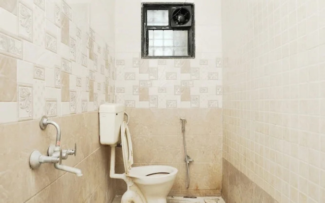 The Pearl Inn by OYO Rooms