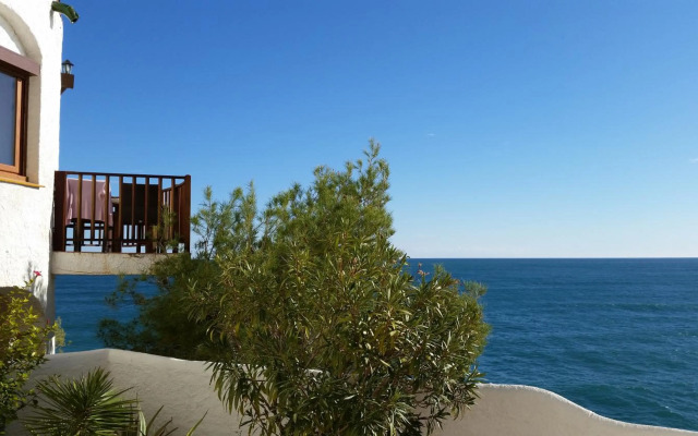 Sitges Balcony Pool & Seaside Apartment