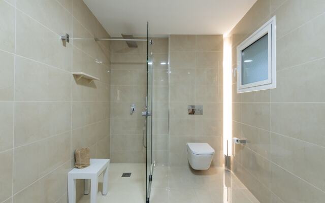 Luxury apartment sea views