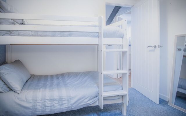 Penthouse At The Mews - 2 Bed Apartment - Tenby