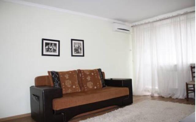 Apartments on Alleya Geroev
