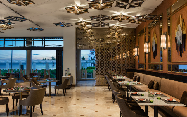 Sheraton Grand Danang Resort & Convention Center