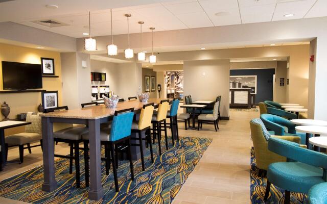 Hampton Inn Decatur Mt. Zion