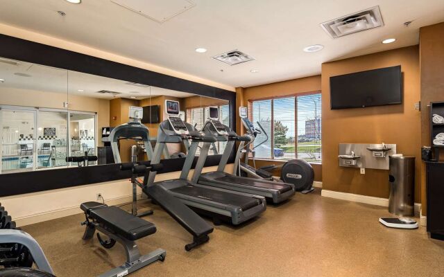 Hilton Garden Inn Overland Park