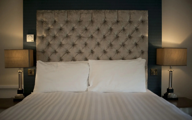 Mansion House Llansteffan