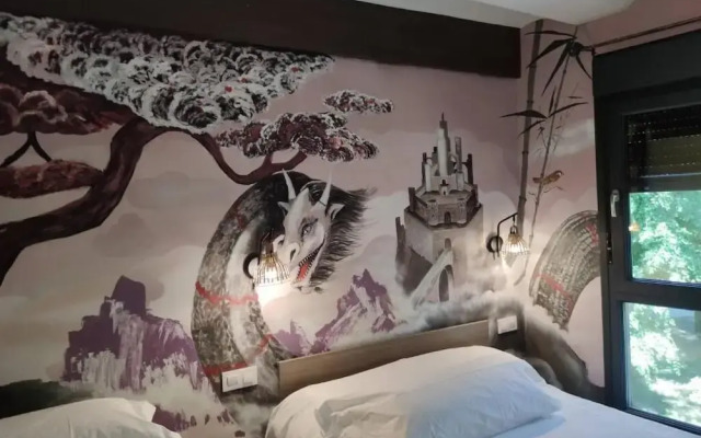 FAMILYHOSTEL