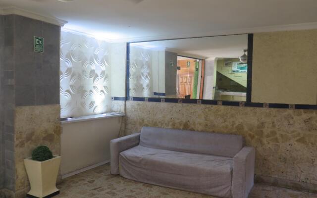 Hotel Toledo FL