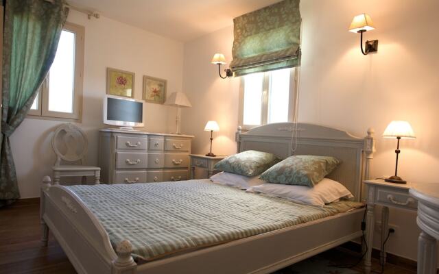 Le Hameau de l'Oliveraie