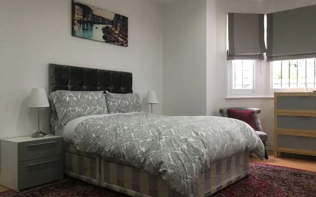 Luxurious Apartment in Kensington & Chelsea
