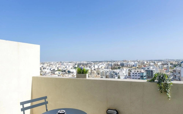 Spacious, 1BR duplex off UNI/Hospital with WIFI by 360 Estates