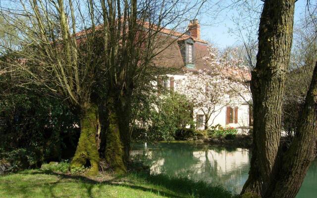 Logis Hôtel Le Chantoiseau