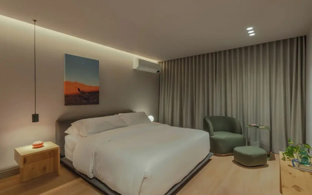 Wake BioHotel
