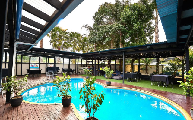 Mount Richmond Hotel