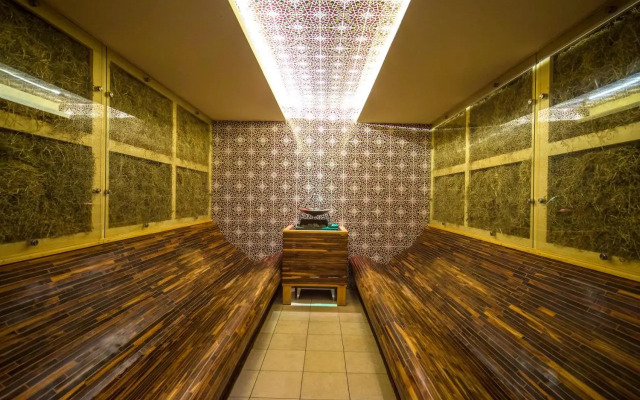 Mesés Shiraz Wellness Hotel Superior