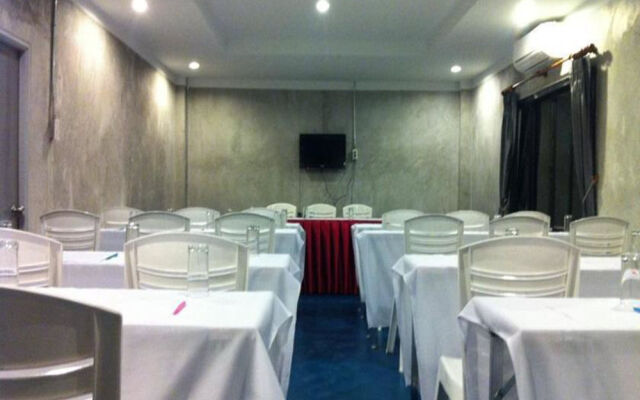 Fabb Hotel Chao Lao Beach