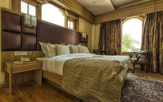 Pride Inn Hotel