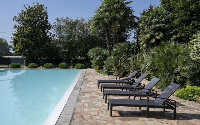 Hotel Airone