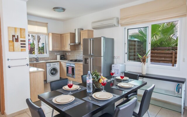 "3 Bedroom Villa With Private Pool in Protaras Center"